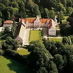 Jagdschloss Kranichstein ホテル