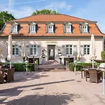 ホテル Jagdschloss Kranichstein 4*