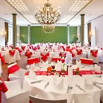 Jagdschloss Kranichstein 4*