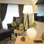 ホテル Jagdschloss Kranichstein 4*