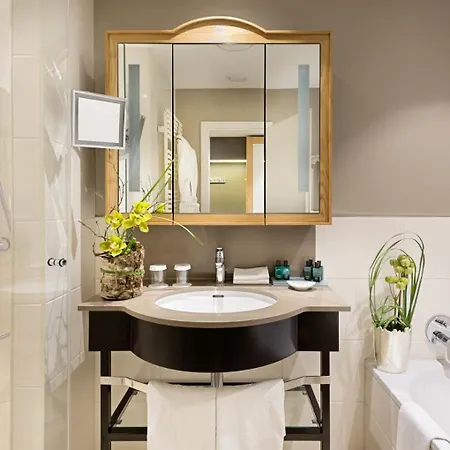 Jagdschloss Kranichstein 4*