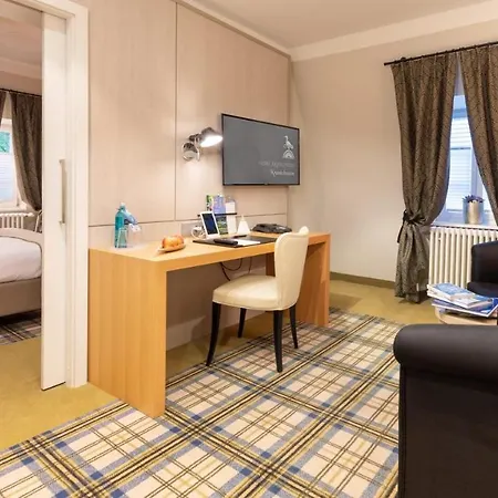 Jagdschloss Kranichstein دارمشتاد