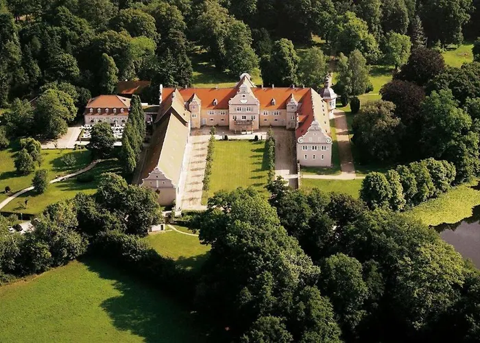 加格施洛斯克兰尼斯坦酒店 酒店