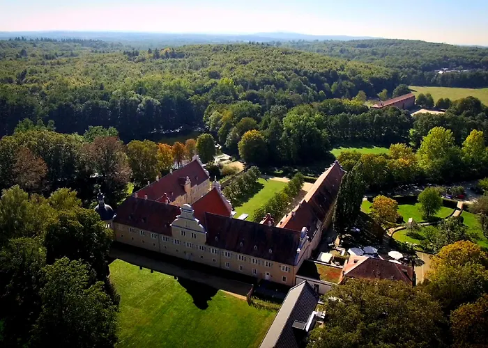 加格施洛斯克兰尼斯坦酒店 达姆施塔特