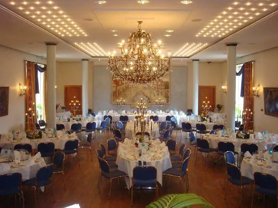 加格施洛斯克兰尼斯坦酒店 酒店