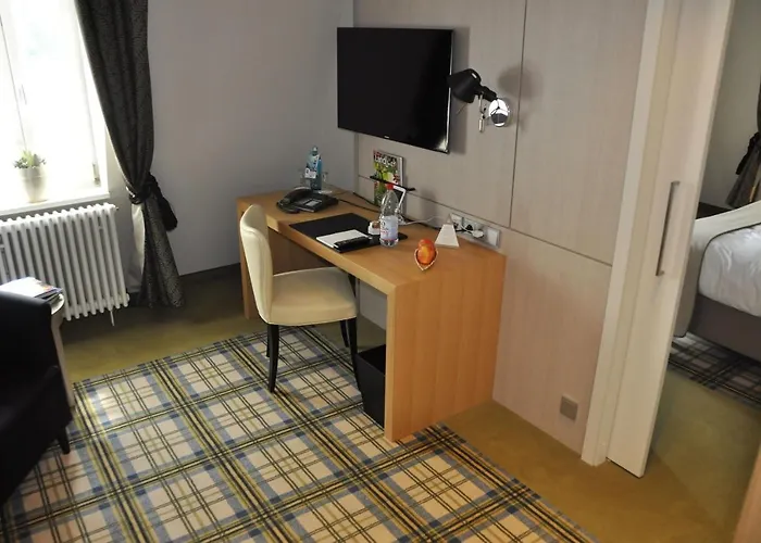 加格施洛斯克兰尼斯坦酒店 4*