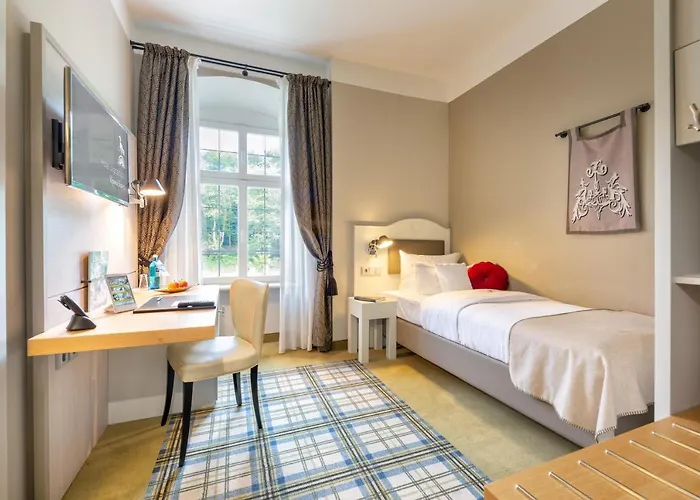 加格施洛斯克兰尼斯坦酒店 酒店 达姆施塔特